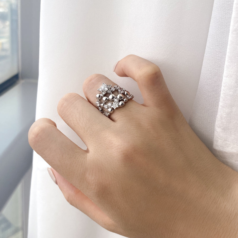 Yumato A sparkling round pearl five-pointed star style niche ring R4478