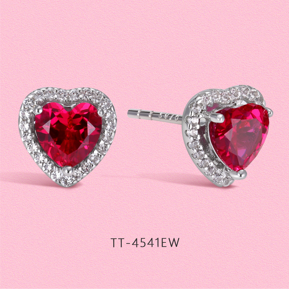 Yumato Moissanite and cultivated gemstone sweet heart-shaped stud earrings and necklaces