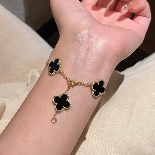 Yumato S925 sterling silver onyx 5 flowers lucky bracelet
