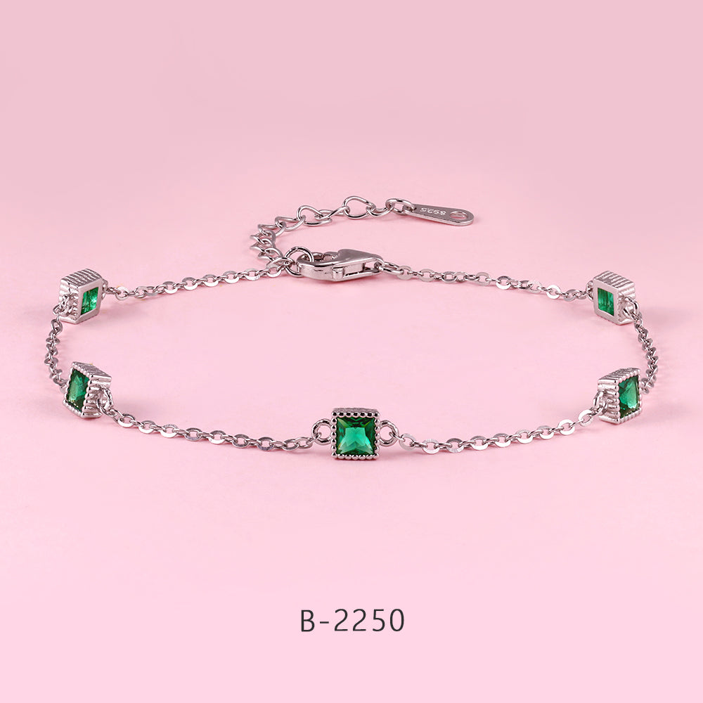 Yumato Green zircon Bracelet in S925 Sterling Silver Fashion accessories as Gift for yourself, love, friends A19 B-2250