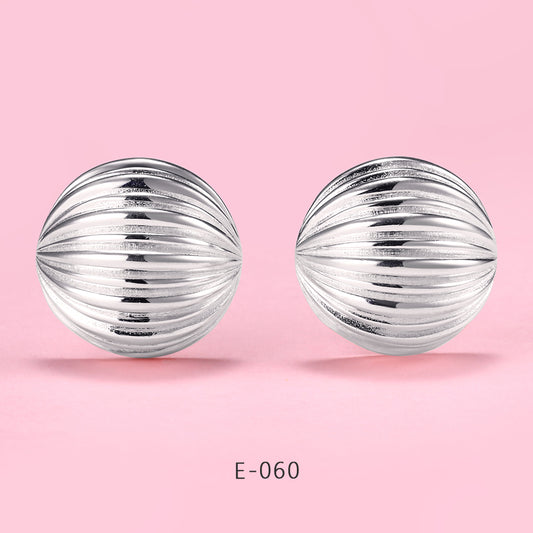 Yumato 925 Sterling Silver Earrings Special design match birthday anniversary Christmas or any other special day wonderful gift for yourself your loved E-060