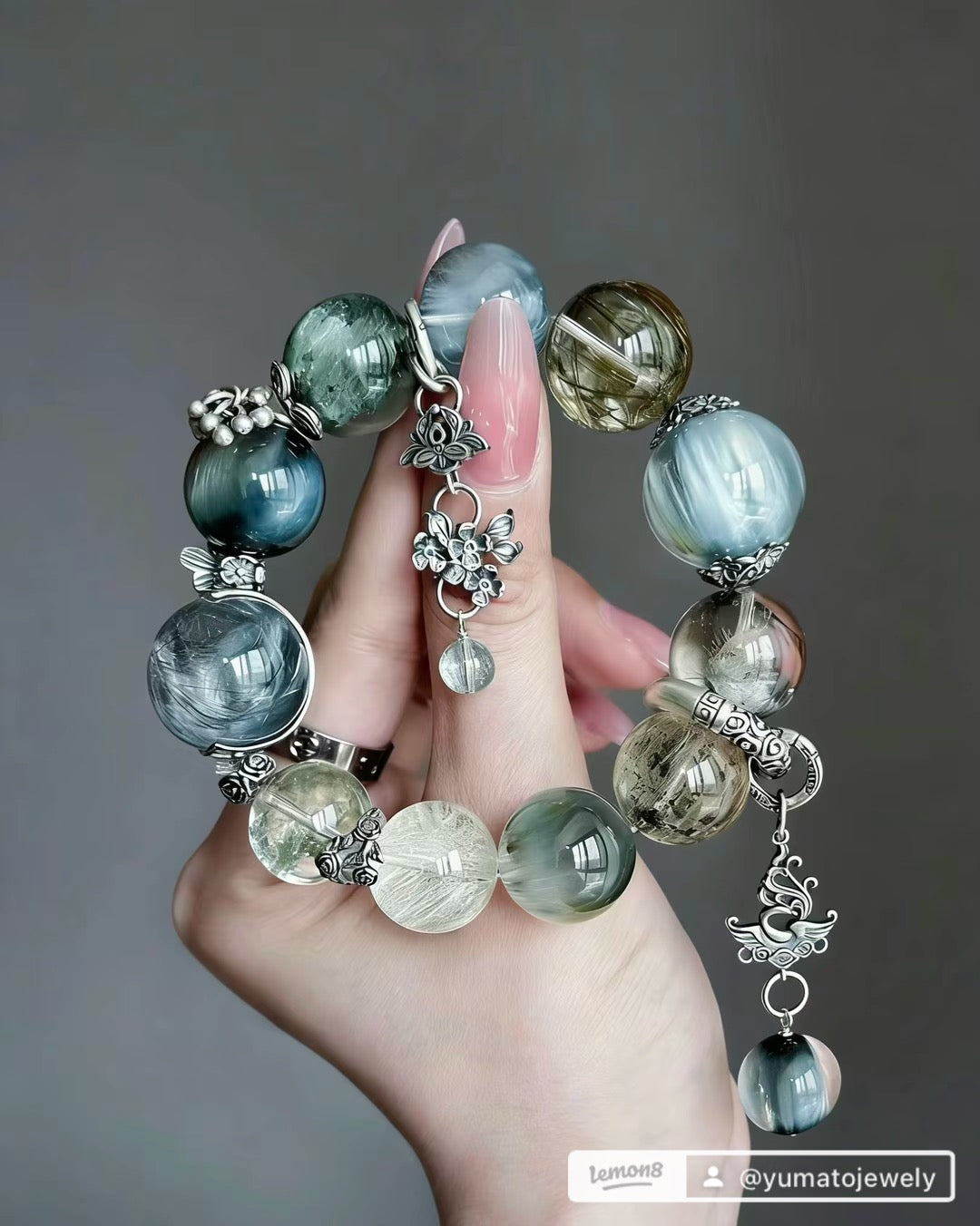 Natural crystal S925, blind box randomly priced at $99. Choose or customize at $999.
