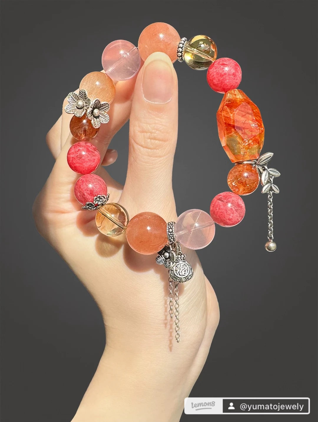 Natural crystal S925, blind box randomly priced at $99. Choose or customize at $999.