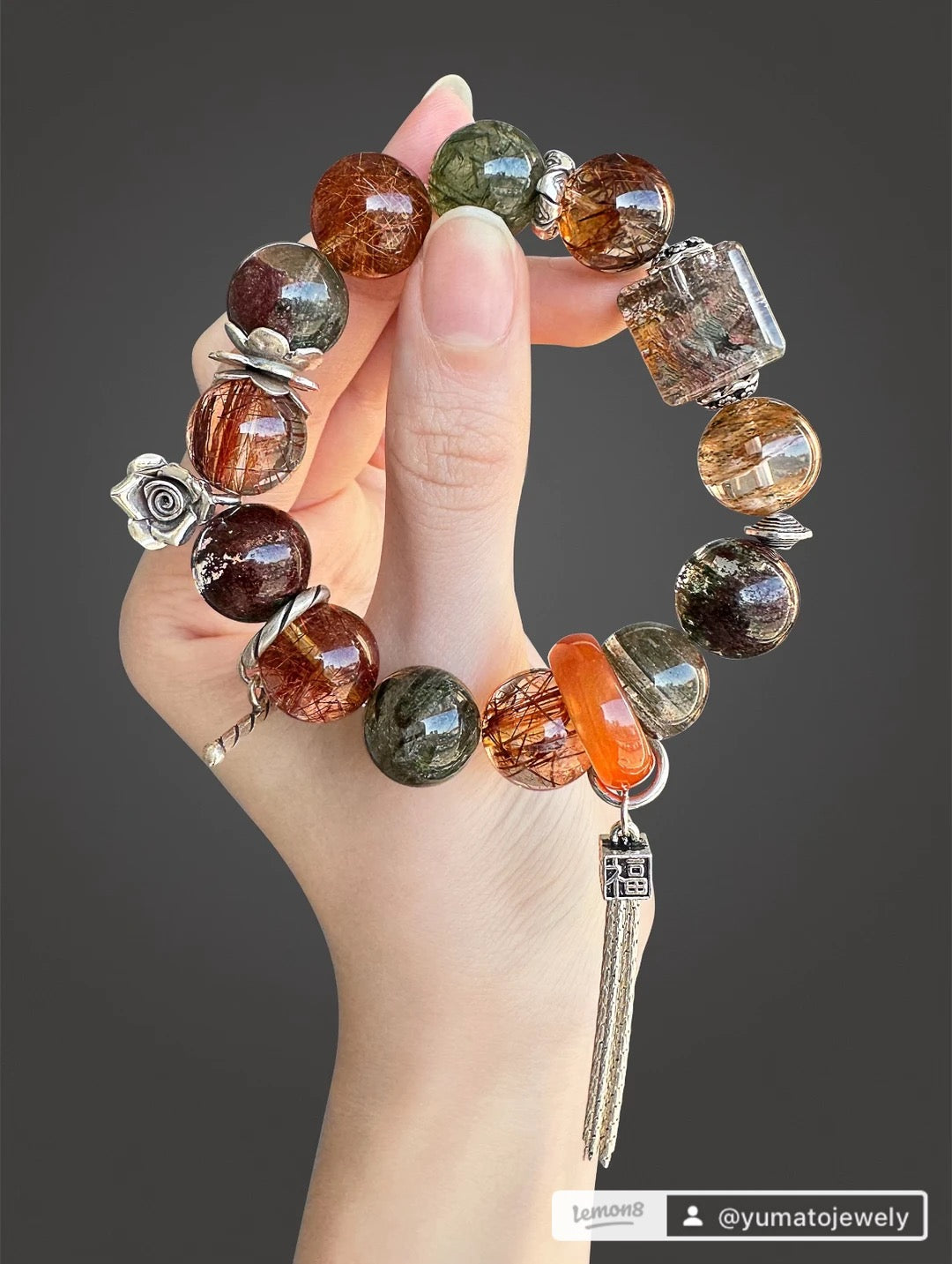 Natural crystal S925, blind box randomly priced at $99. Choose or customize at $999.