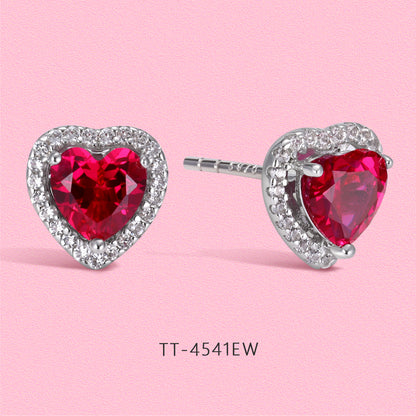 Yumato Moissanite and cultivated gemstone sweet heart-shaped stud earrings and necklaces