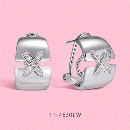 Yumato Exquisite cross-cut full diamond S925 sterling silver wide plate smooth ear studs E4630