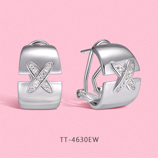 Yumato Exquisite cross-cut full diamond S925 sterling silver wide plate smooth ear studs E4630